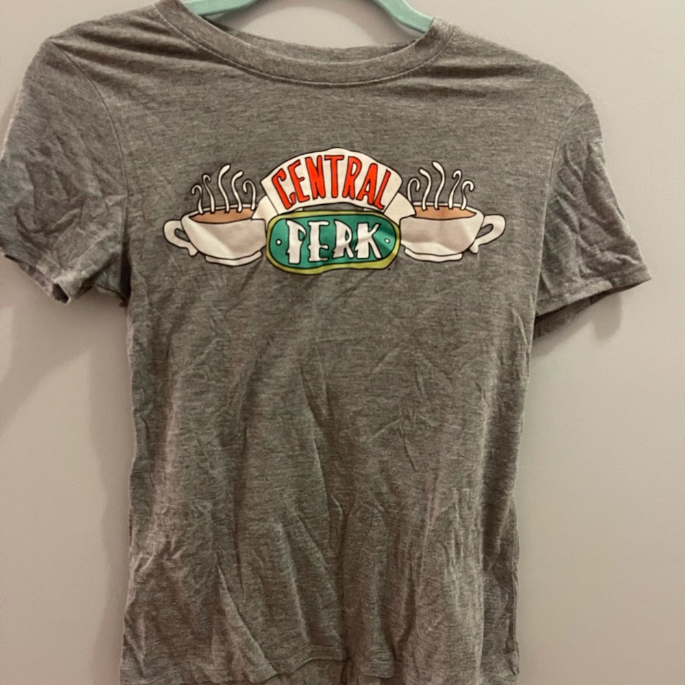 FRIENDS tee shirt